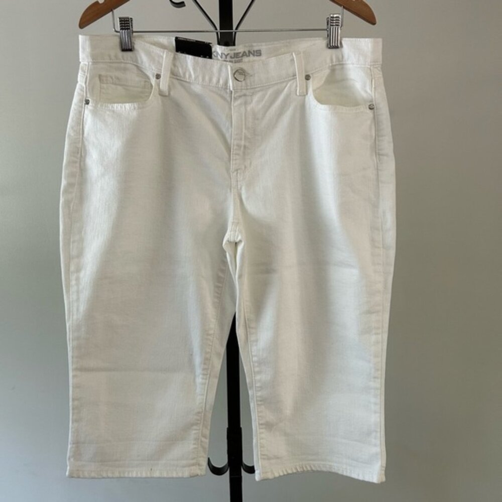 DKNY Jeans Ludlow Shorts, Size 14.